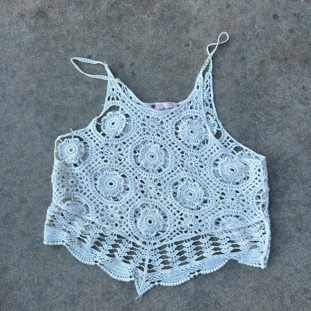 Chic White Crochet Lace Crop Top